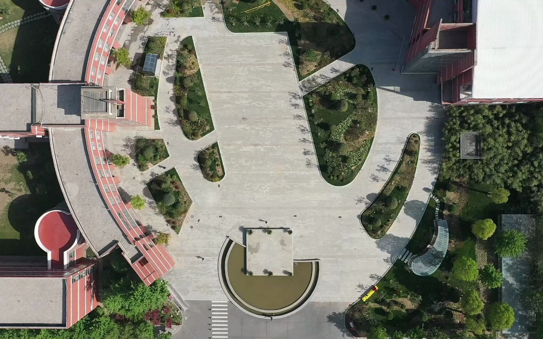 郑州外国语学校俯拍