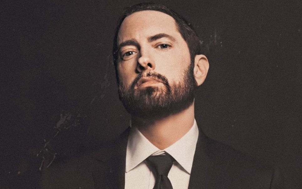 姆爷留胡须帅不帅