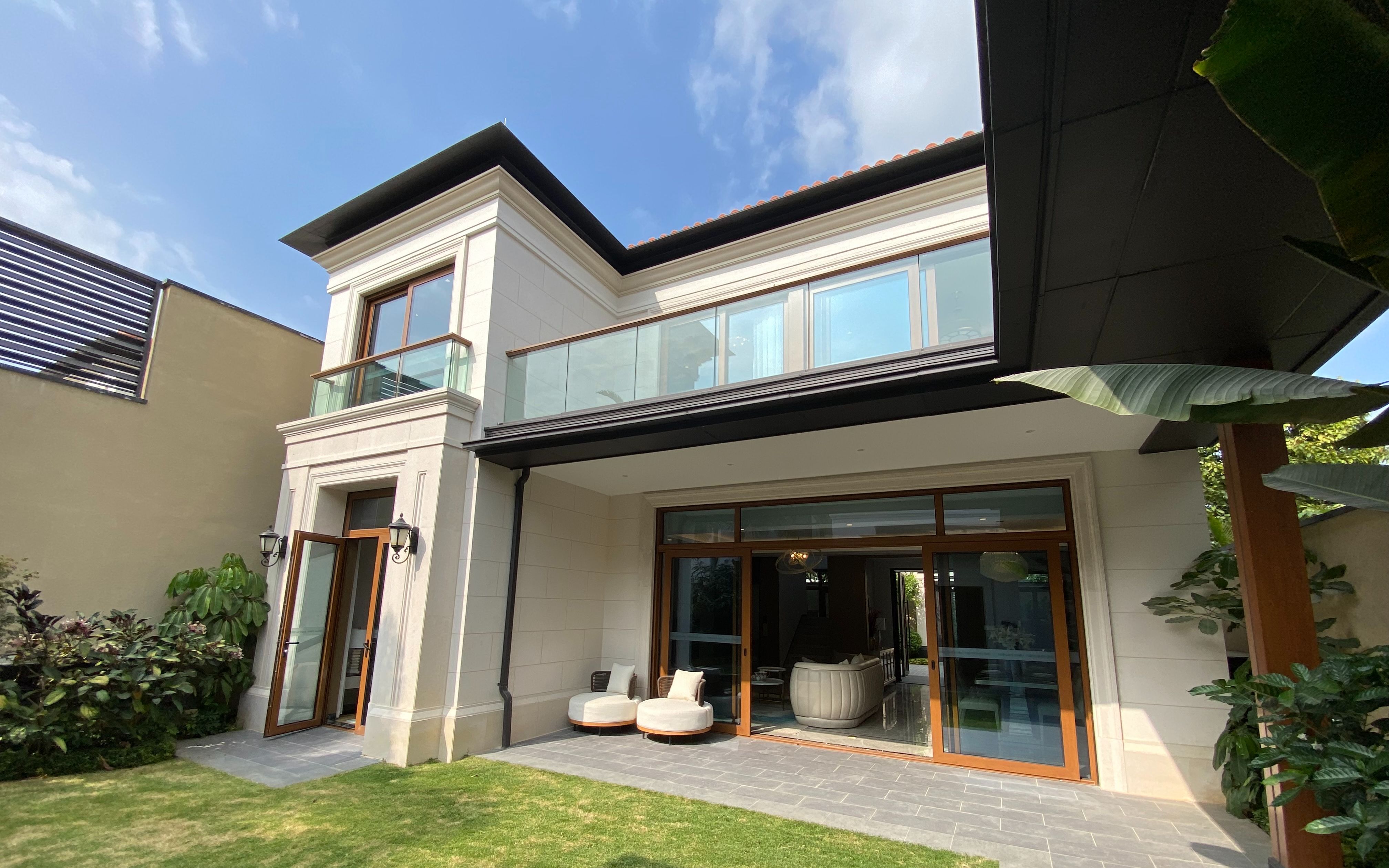 来海南过冬,脑子一热买下三亚143平独栋花园别墅,地下室更是别有洞天