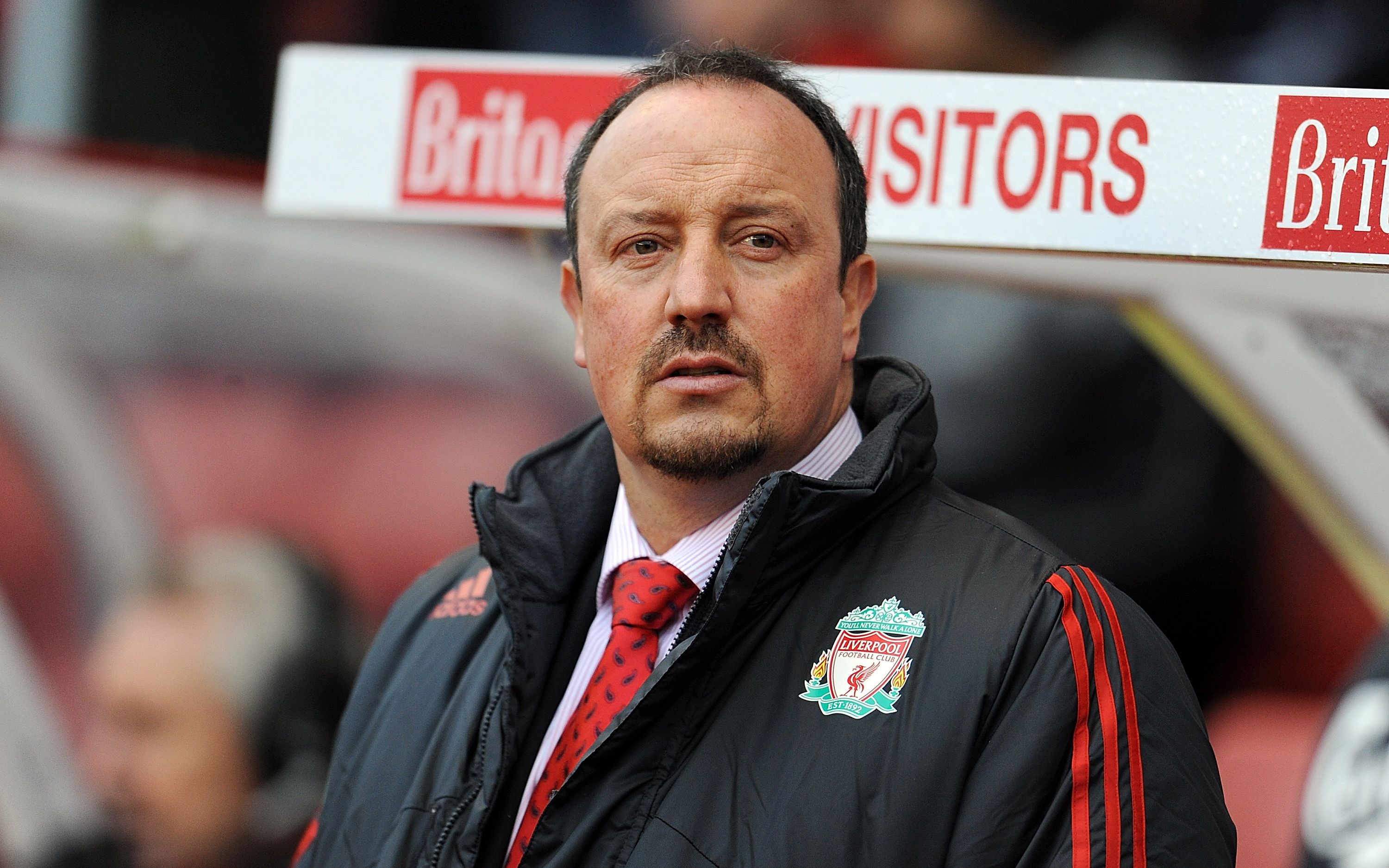 经典双红会 贝尼特斯斗法弗格森,托雷斯掀翻巅峰维迪奇