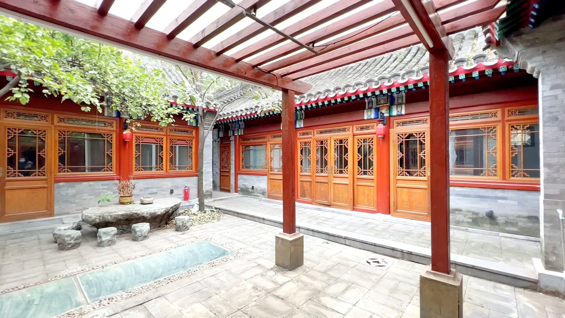 北新桥380平米正座四合院看了都喜欢