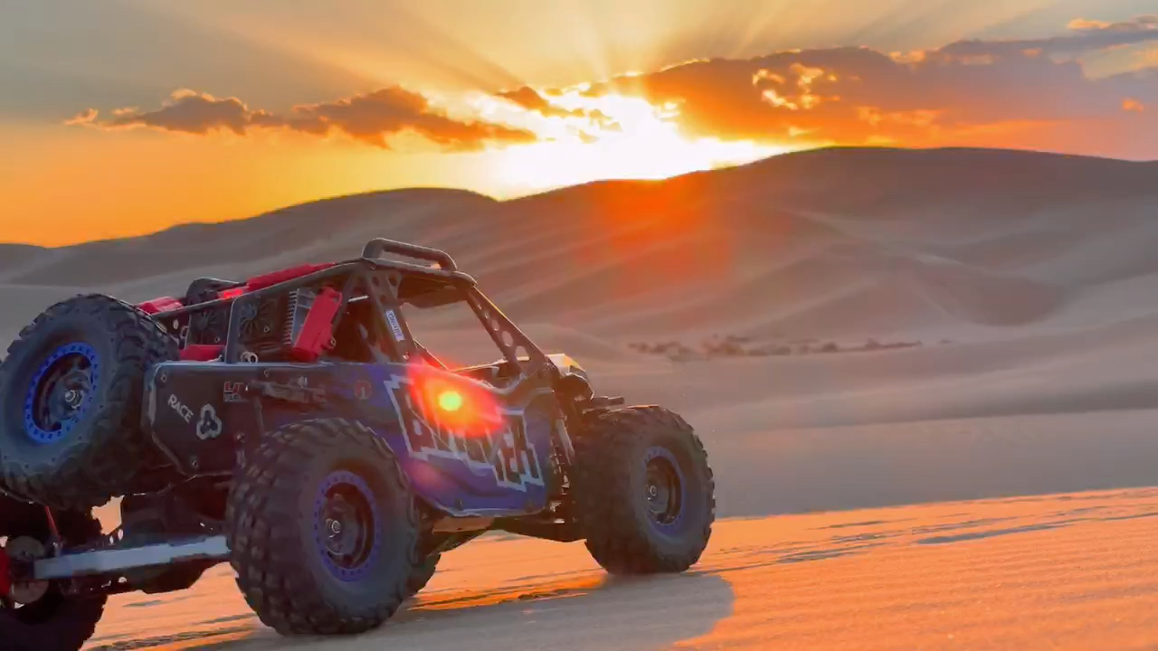 优迪沙漠卡,车帅景色美