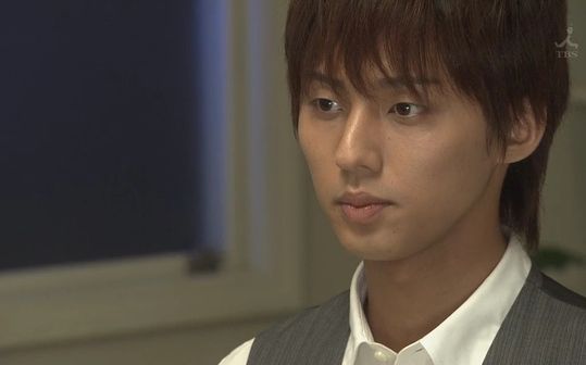 日版原来是美男高虐柊桑安慰美男