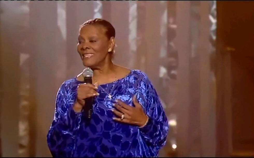 [图]【高清修复】【Live】Dionne Warwick-(They Long to be)Close To You