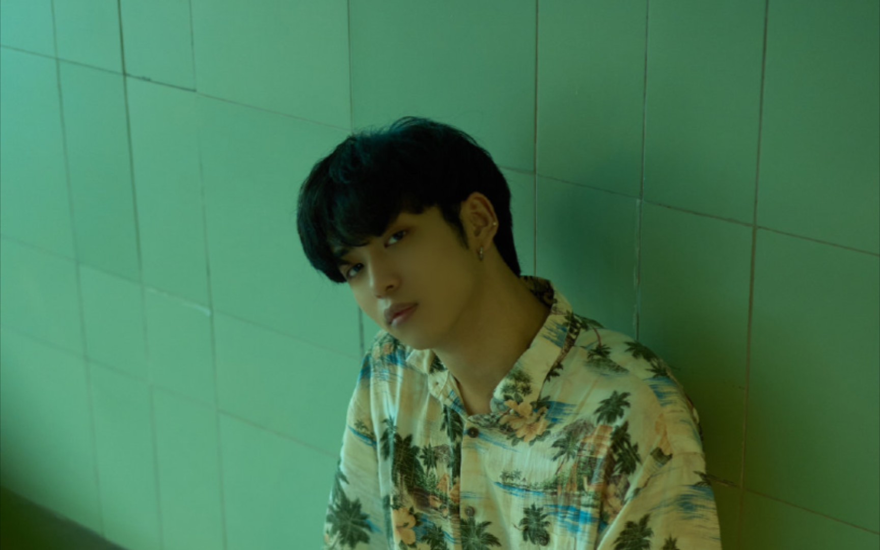 【余明君】是个美男子(不开口的话,bushi)