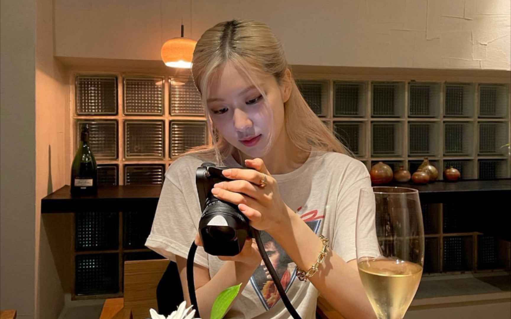 【rosé】最新ins更新,肉肉的幸福生活_哔哩哔哩_bilibili