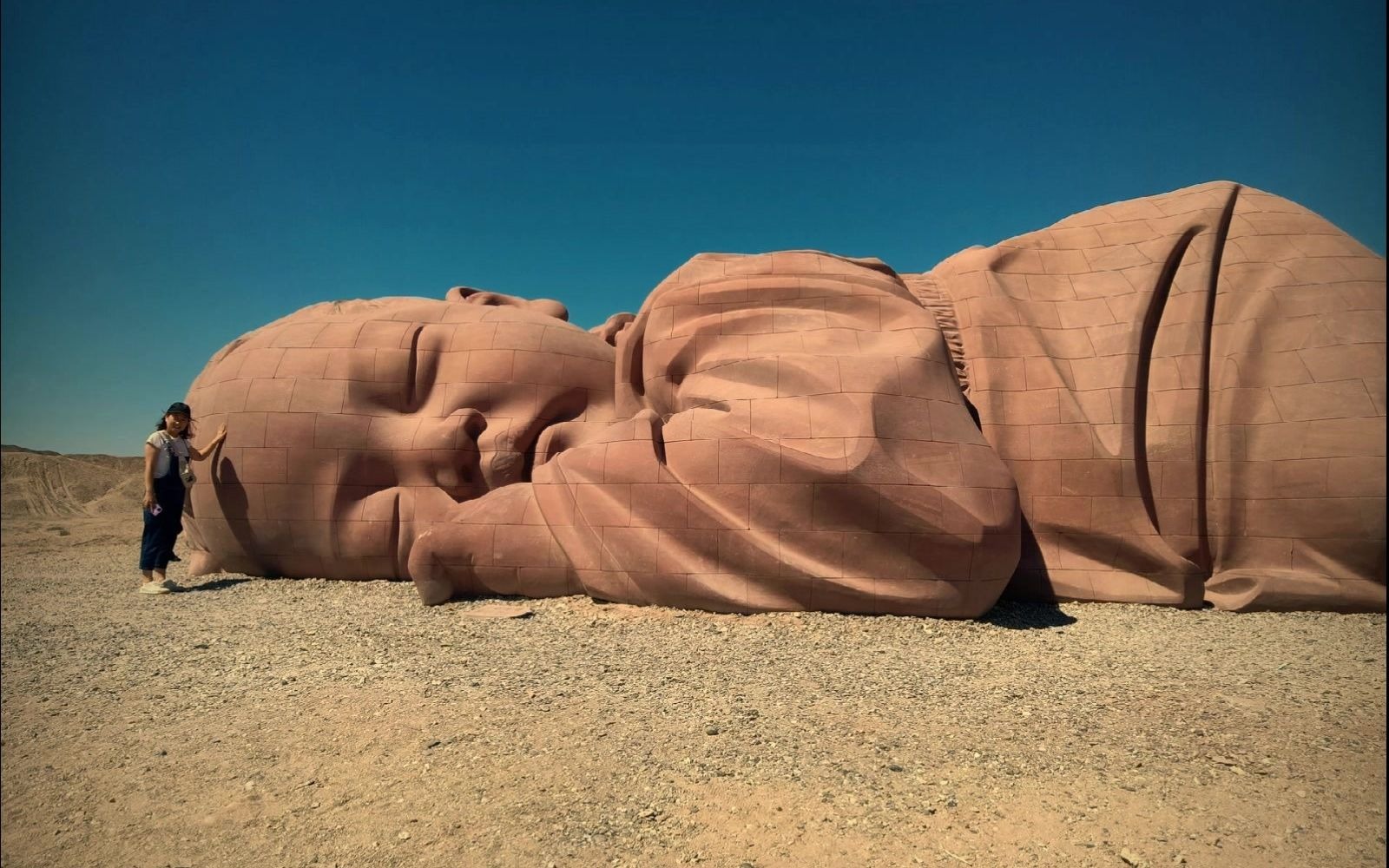 2021.8.甘肃.瓜州.大地之子