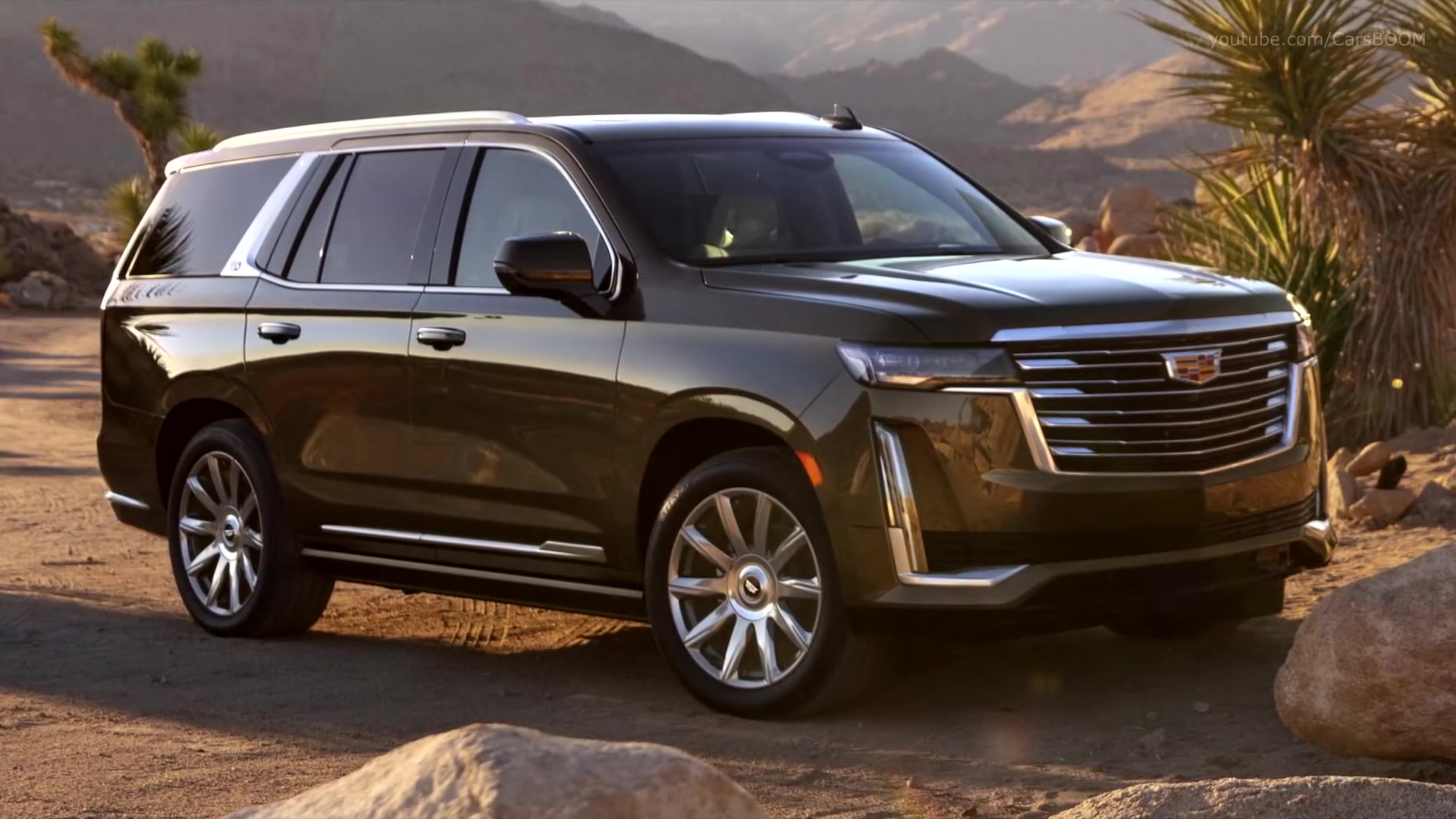 2021 凯迪拉克凯雷德 cadillac escalade vs 林肯领航员 lincoln