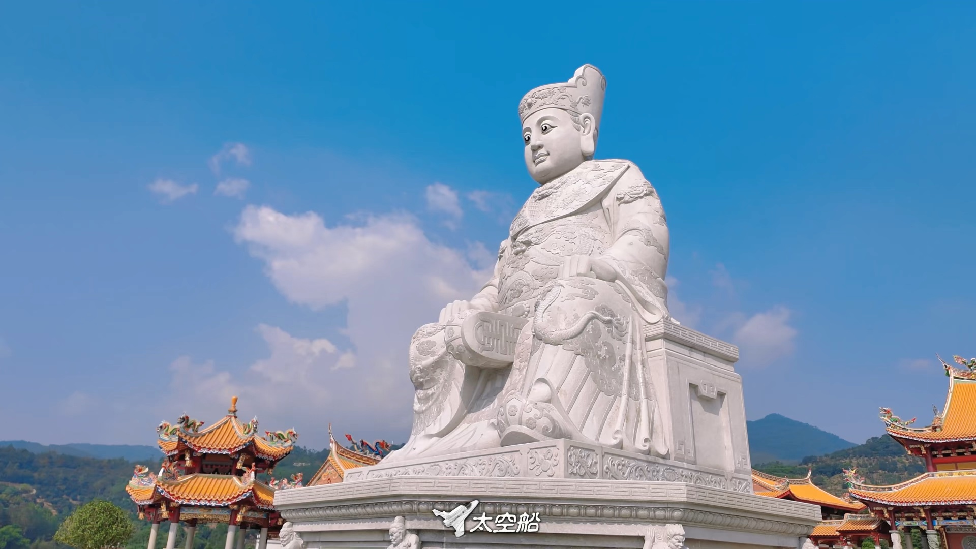 你去过诗山镇的圣王文化园吗?要是没去过,就看过来吧.