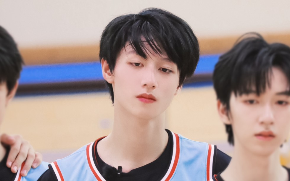 【朱志鑫】tf家族2022夏季运动会之篮球_哔哩哔哩_bilibili