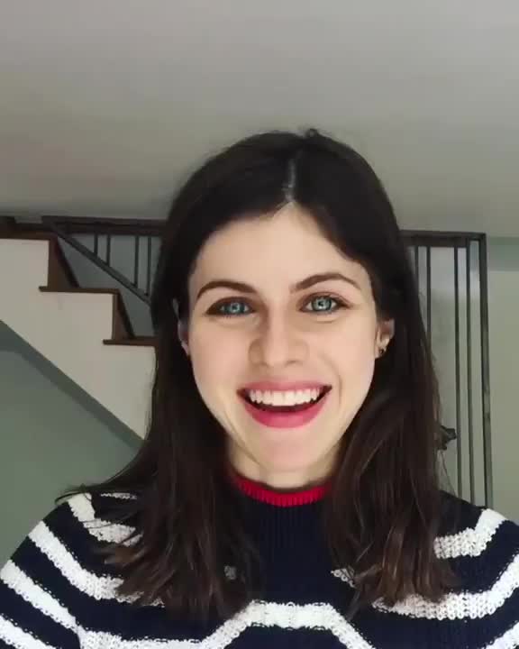 亚历山德拉ⷮŠ达达里奥(Alexandra daddario)甜美的声音哔哩哔哩bilibili