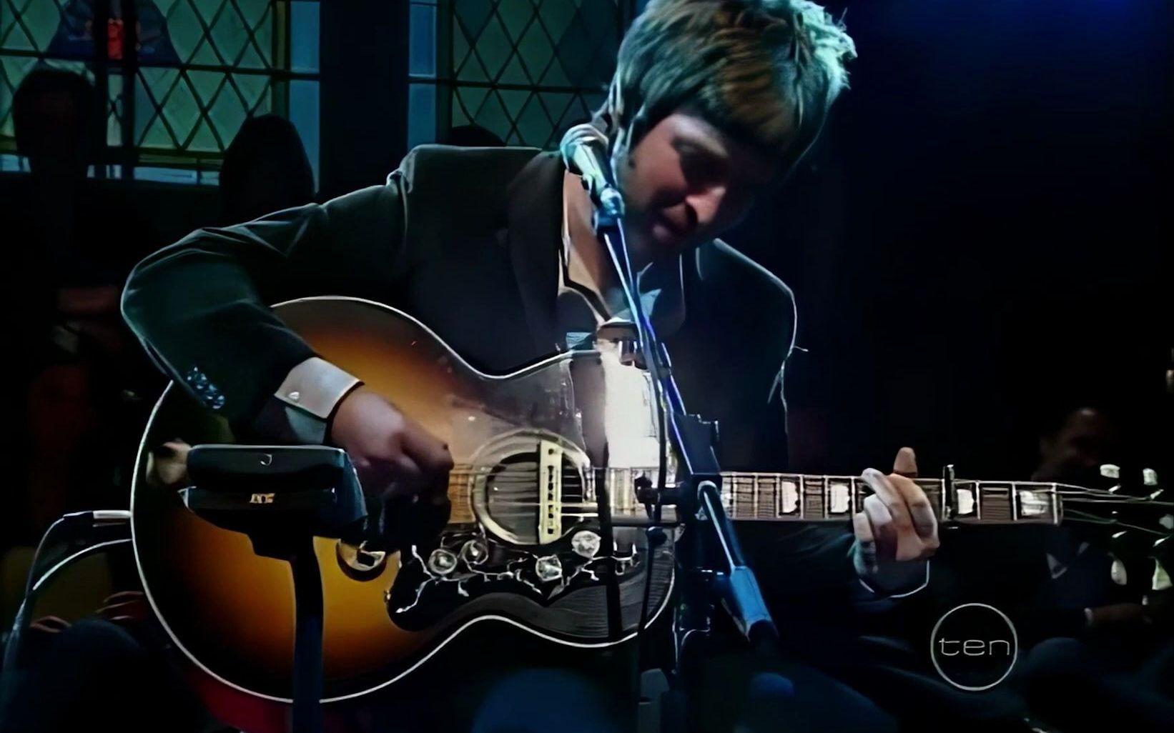 [图]Noel Gallagher-Wonderwall (Acoustic)