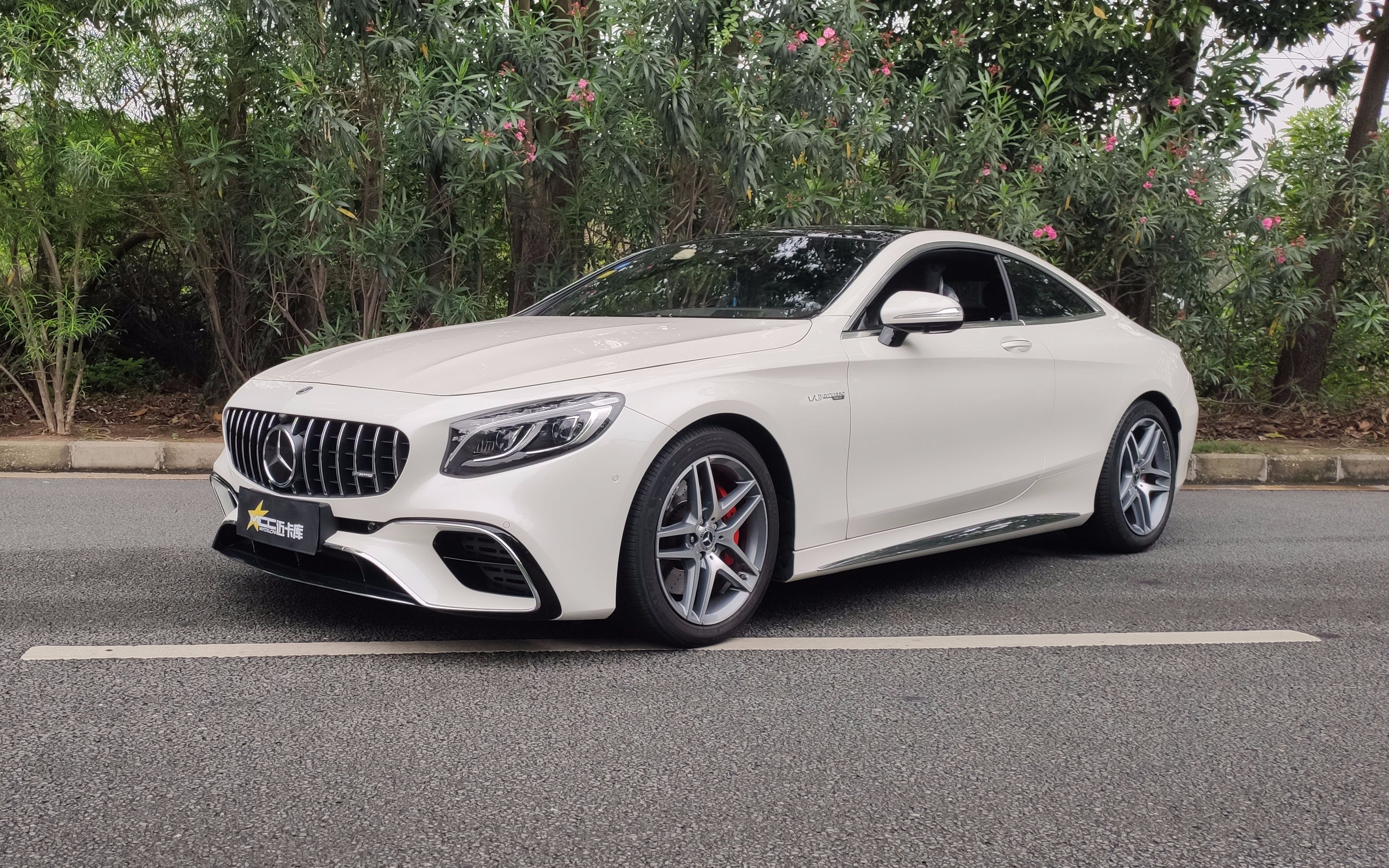 奔驰s450双门轿跑改amg s63包围,23p智能驾驶辅助