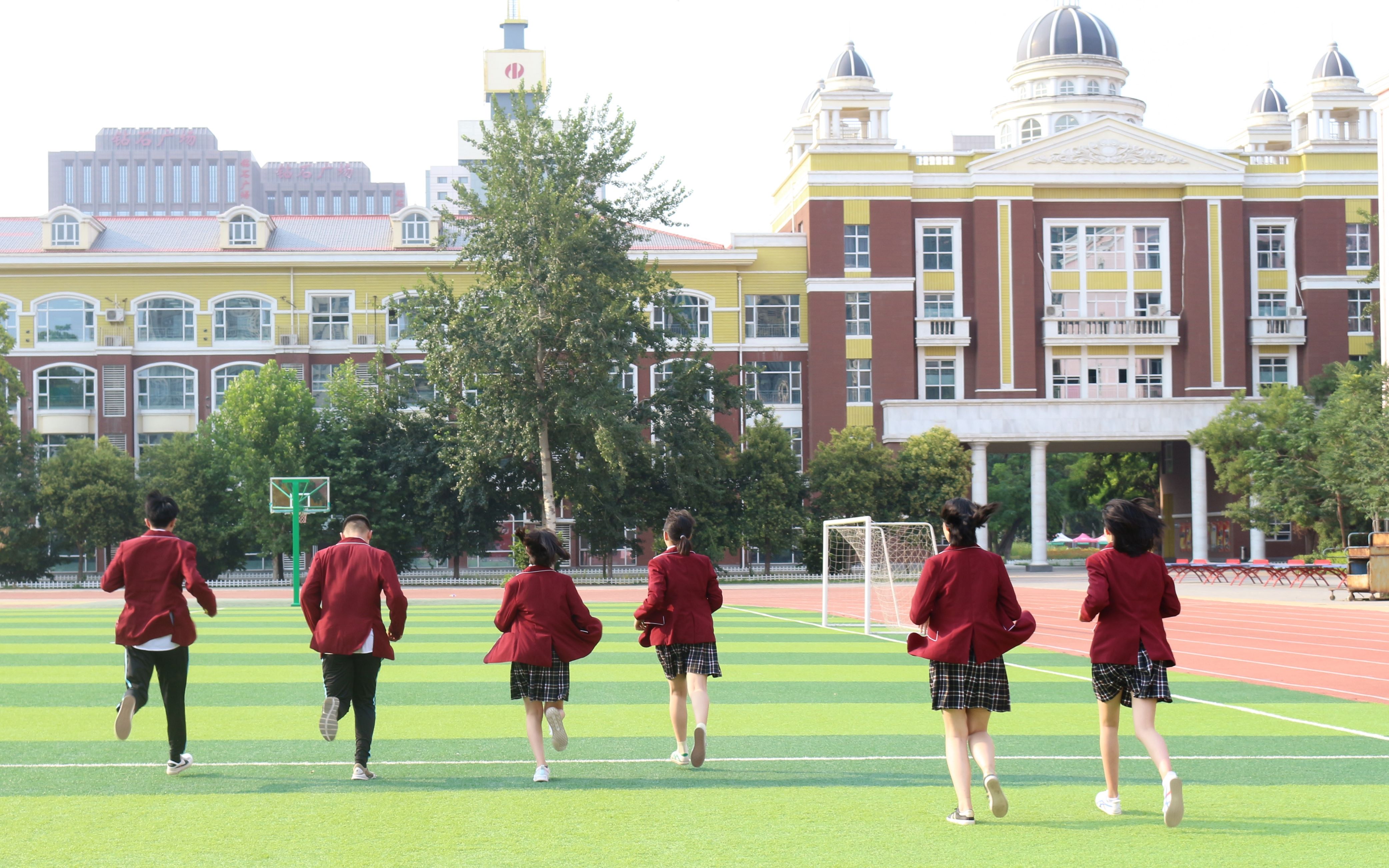 石家庄24中明快简约宣传向作品