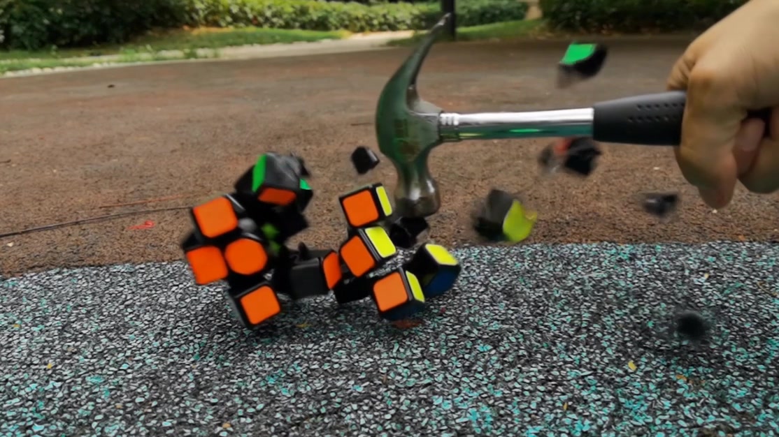 【超级慢动作】华为7680帧镜头下,砸魔方