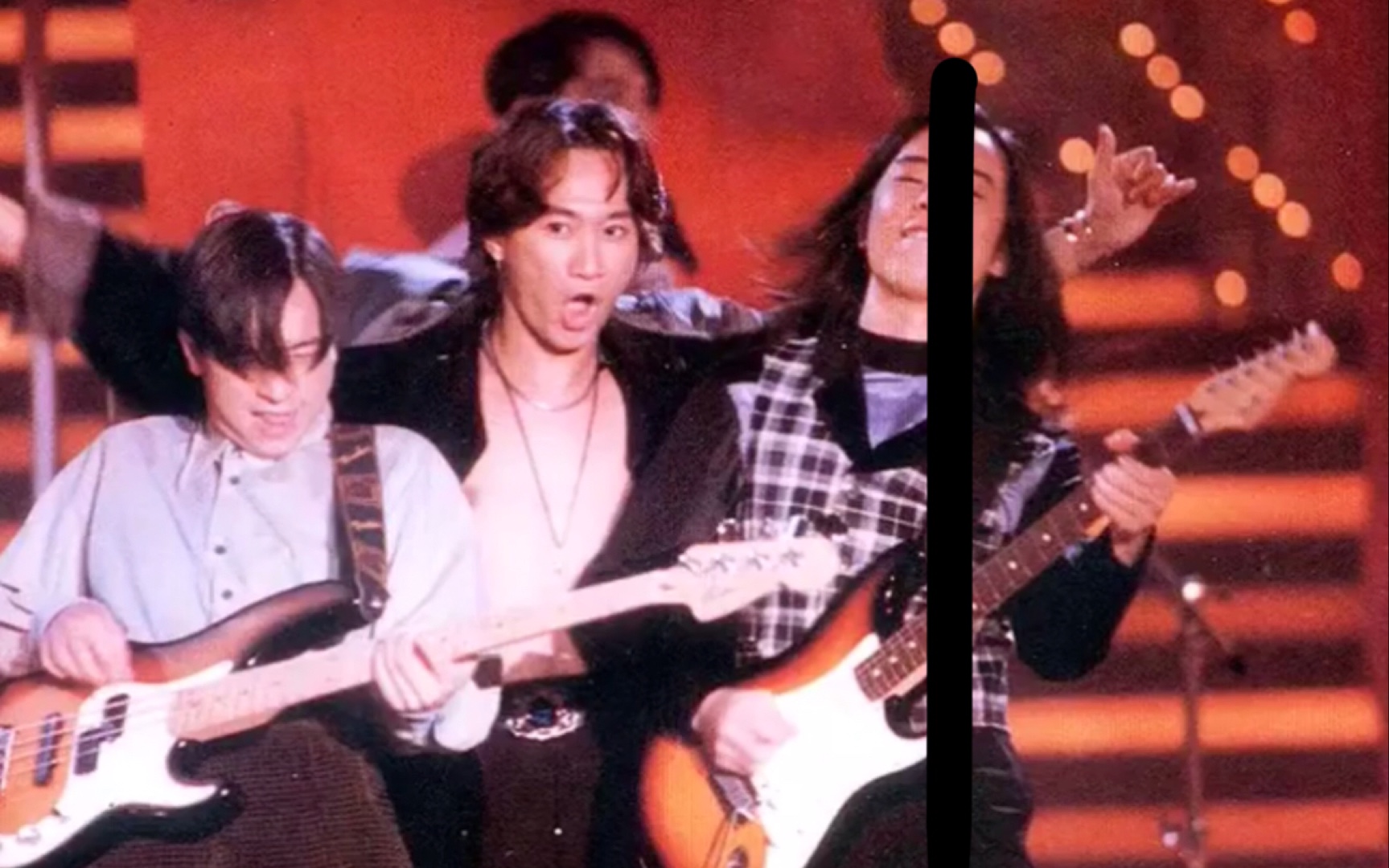 beyond《不可一世》1992经典现场_哔哩哔哩 (゜-゜)つロ 干杯~-bili