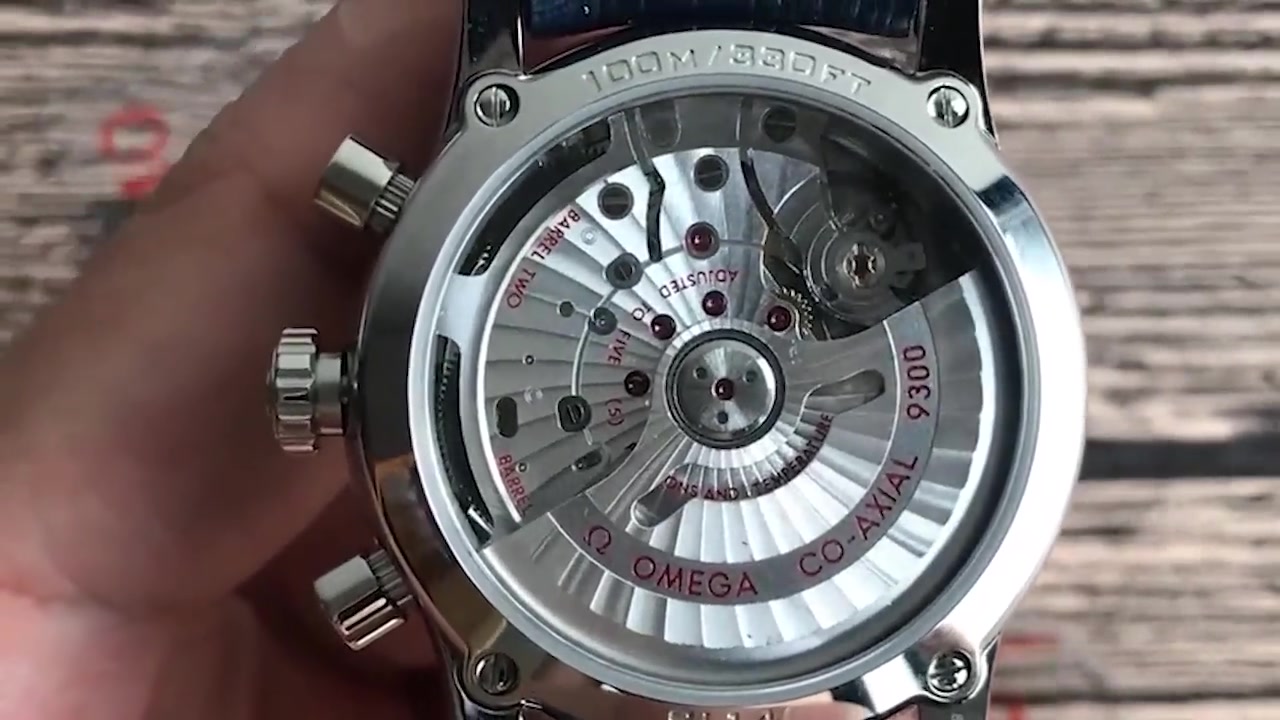 复刻表 卖家om欧米茄蝶飞蓝面腕表9300计时机芯vs复刻表在哪里买