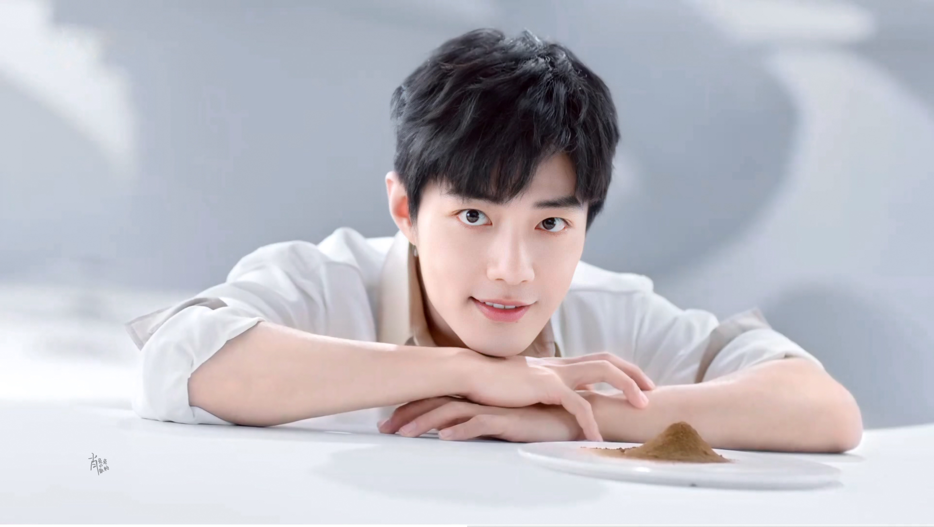 德芙肖战广告图