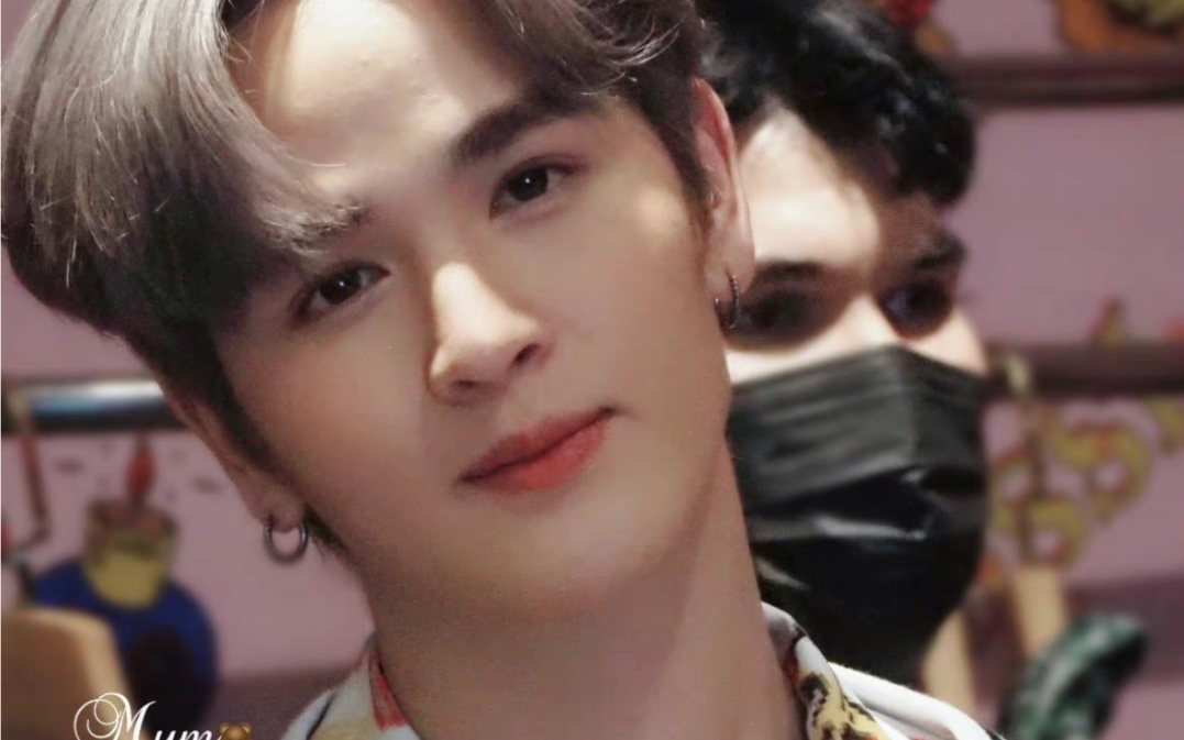 黑帮虐恋 yoonton 今天是孤独的花蝴蝶～220921 issue时装秀