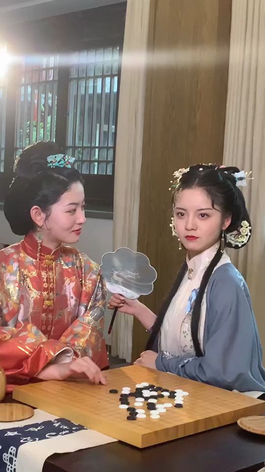 四月晨晨四月的幕后花絮