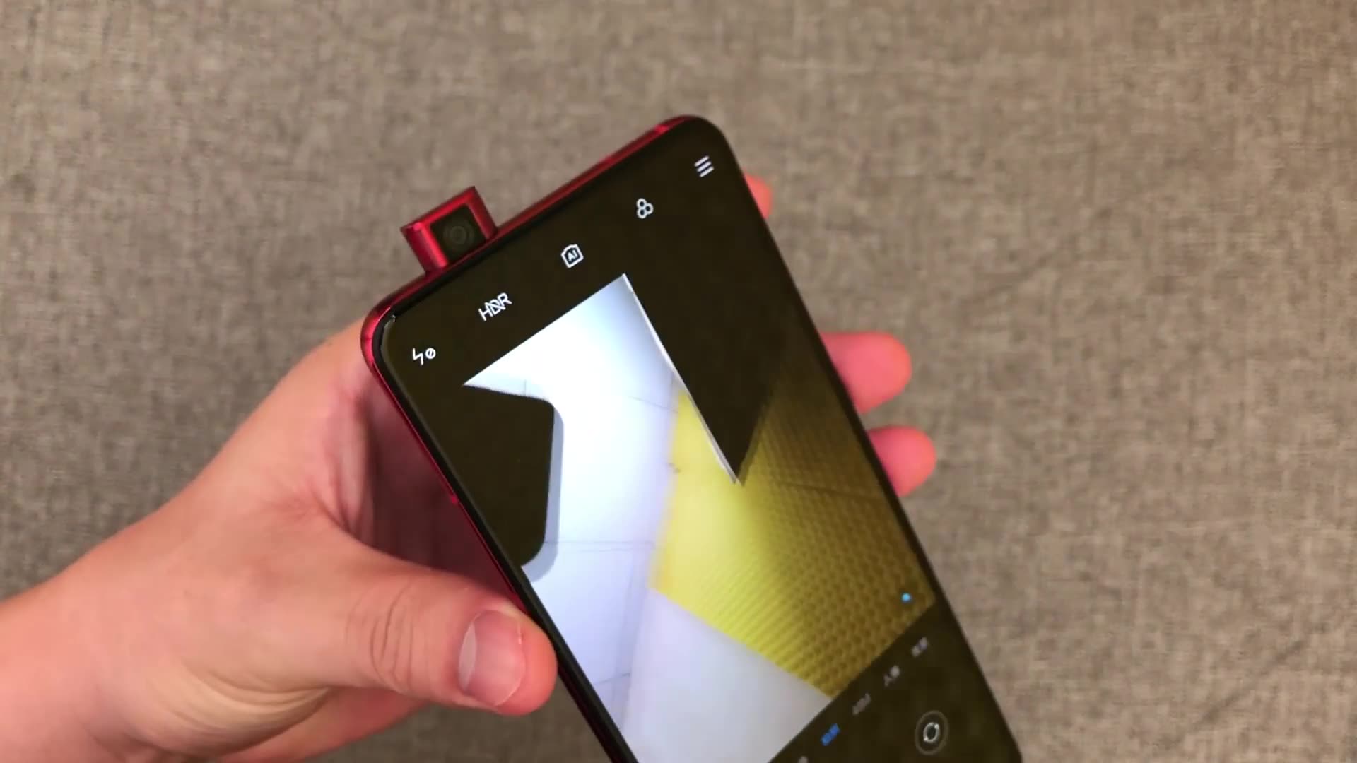 1999元买的红米k20开箱,弹出摄像头的那一秒,我真的词穷了!