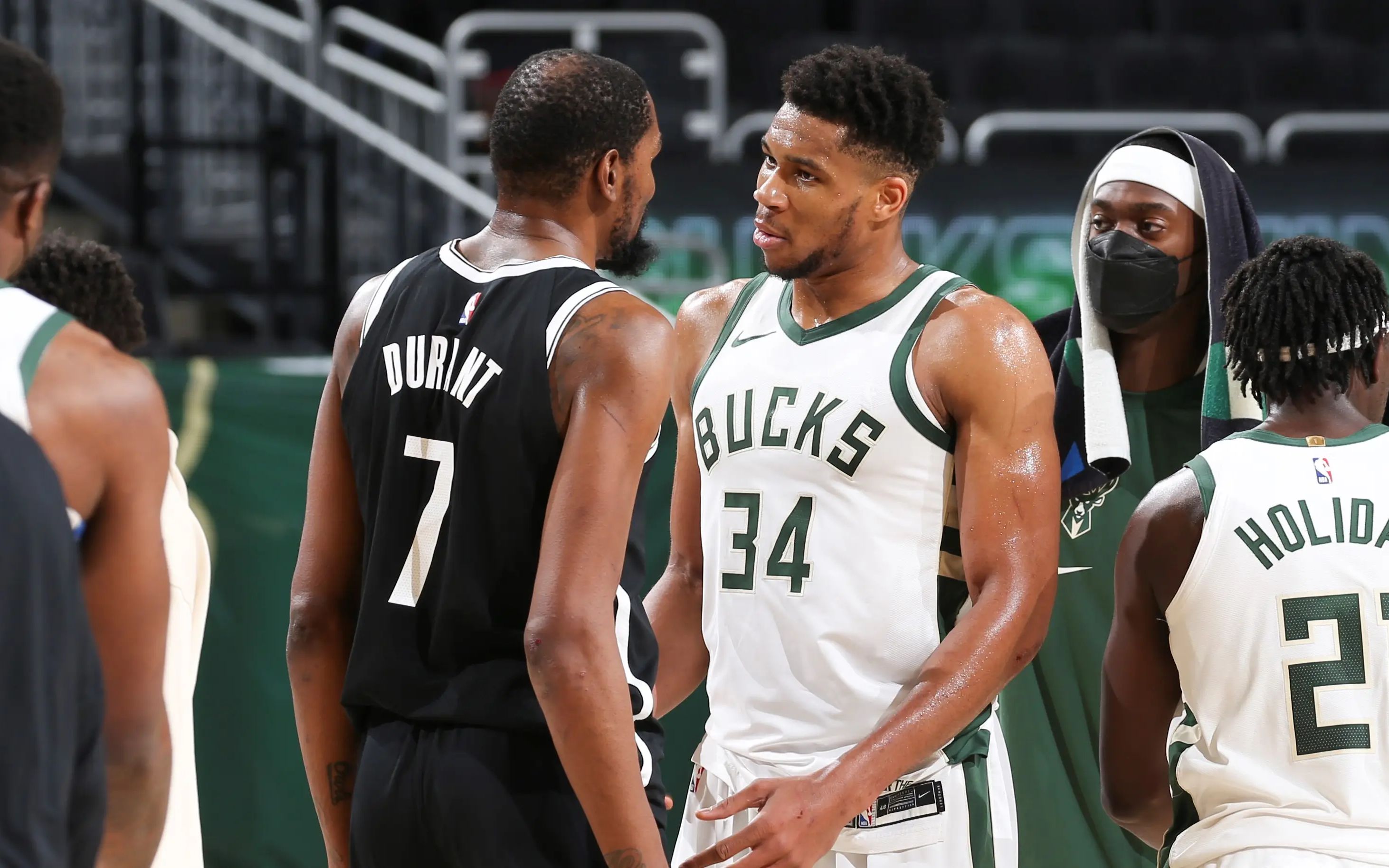 2022赛季nba常规赛篮网vs雄鹿第一节