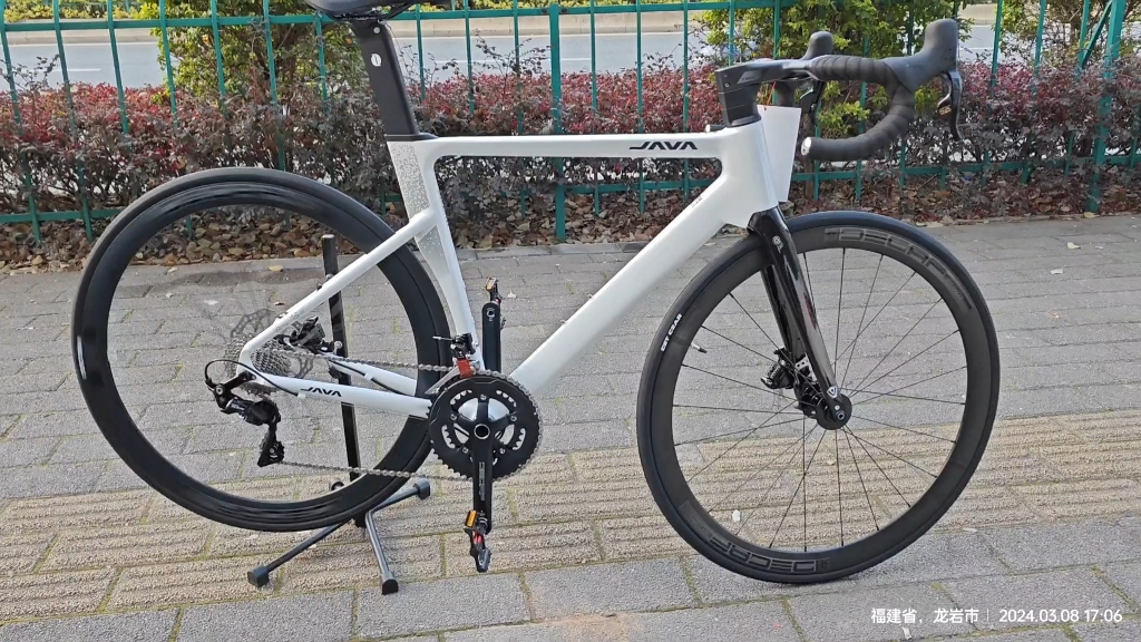 客订 4k 预算入门公路车 佳沃鱼雷 6top 最新款使用禧玛诺 105 前后波