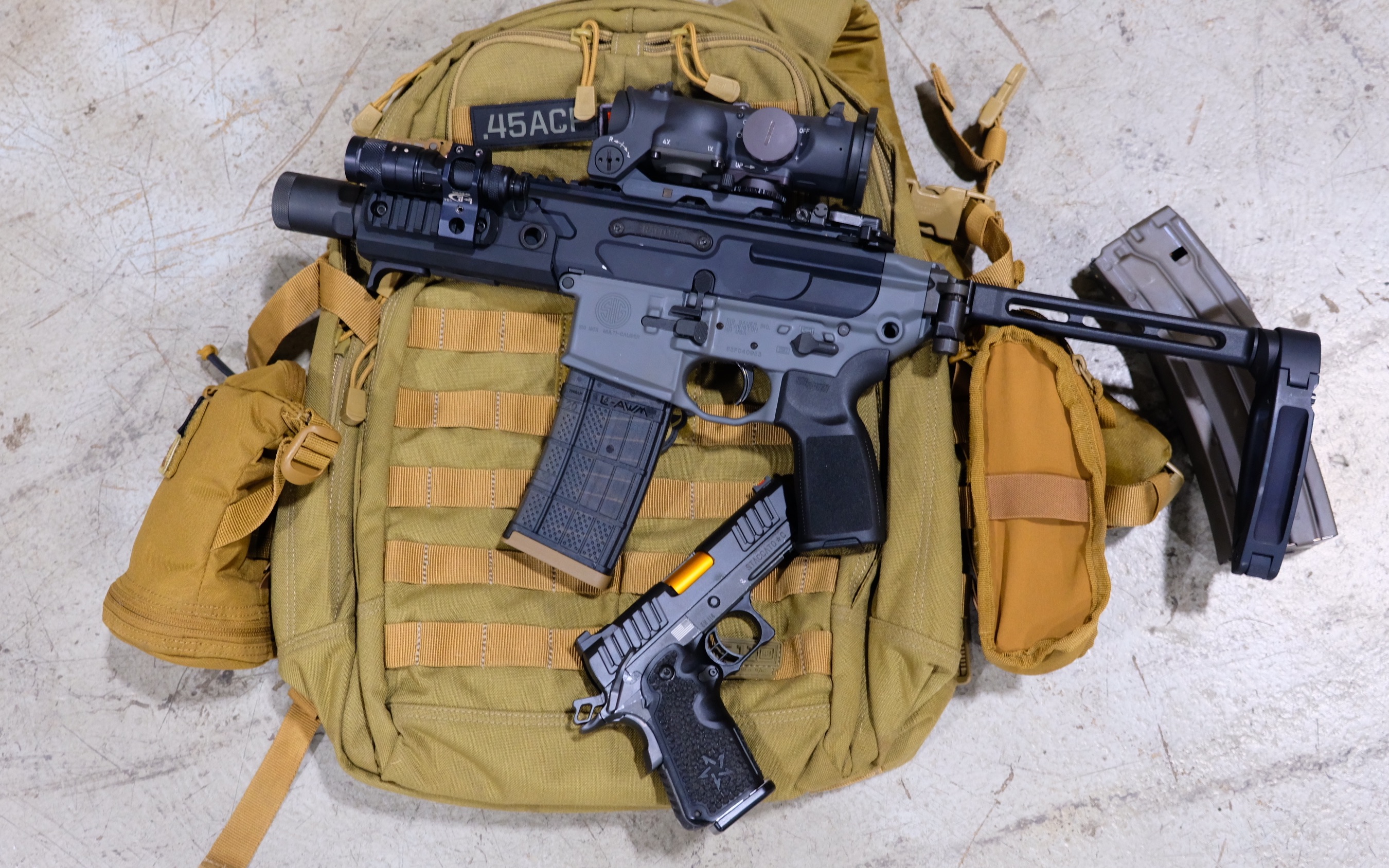 如何装备sig mcx rattler
