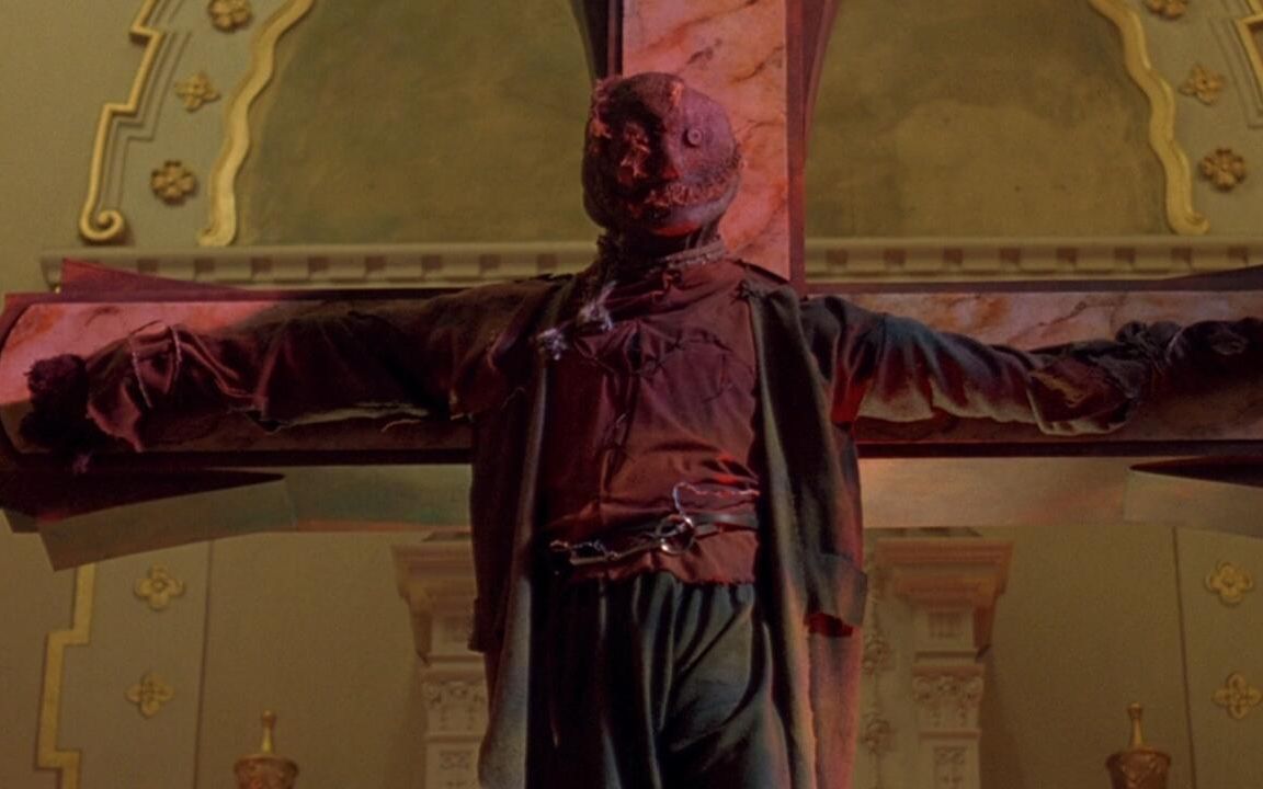 法师保佑小镇风调雨顺 可最后却反遭镇民残忍杀害《猛鬼夜惊魂》