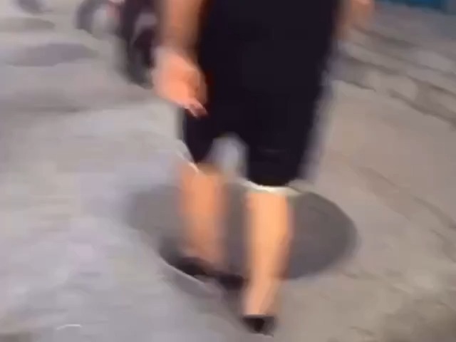 虎哥熟食店买篮子