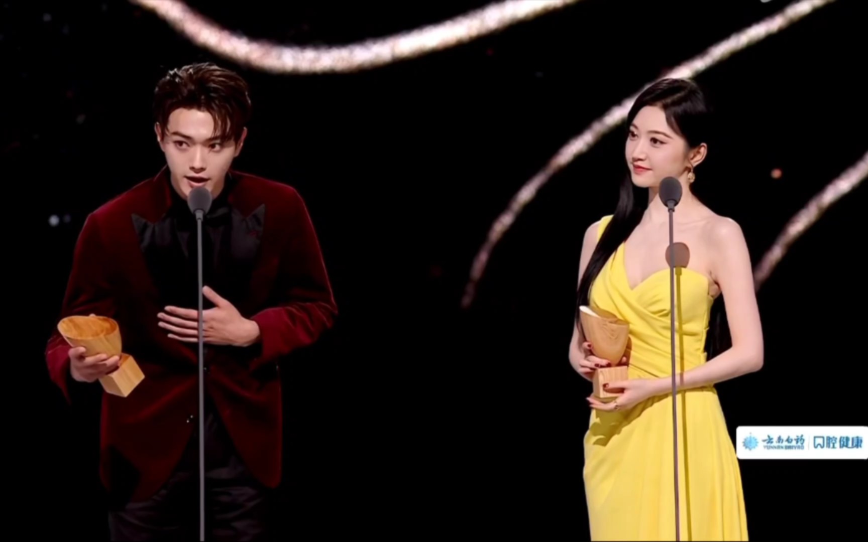 景甜 许凯 年度魅力艺人景甜:特别开心能跟我身边如此有魅力的男演员