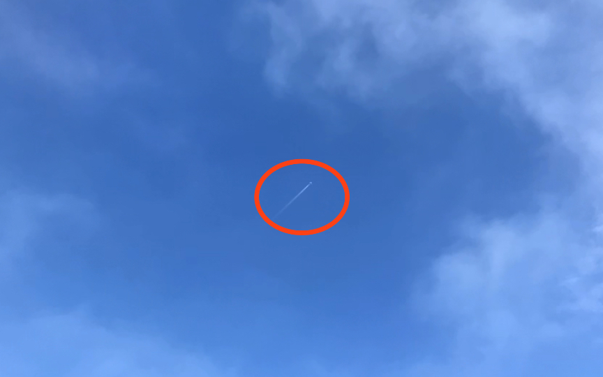 [图]『窗外的天空·第二百八十二天』拍到了什么？UFO?陨石？火箭？飞机？（iPhone 7 拍摄·延时摄影·上海·高清）