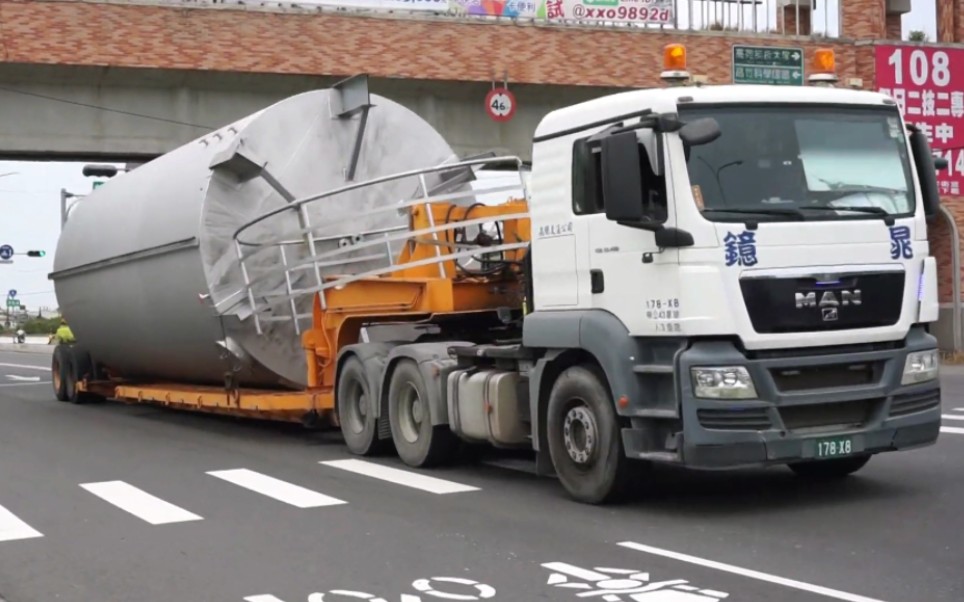 台湾卡车大件运输实拍
