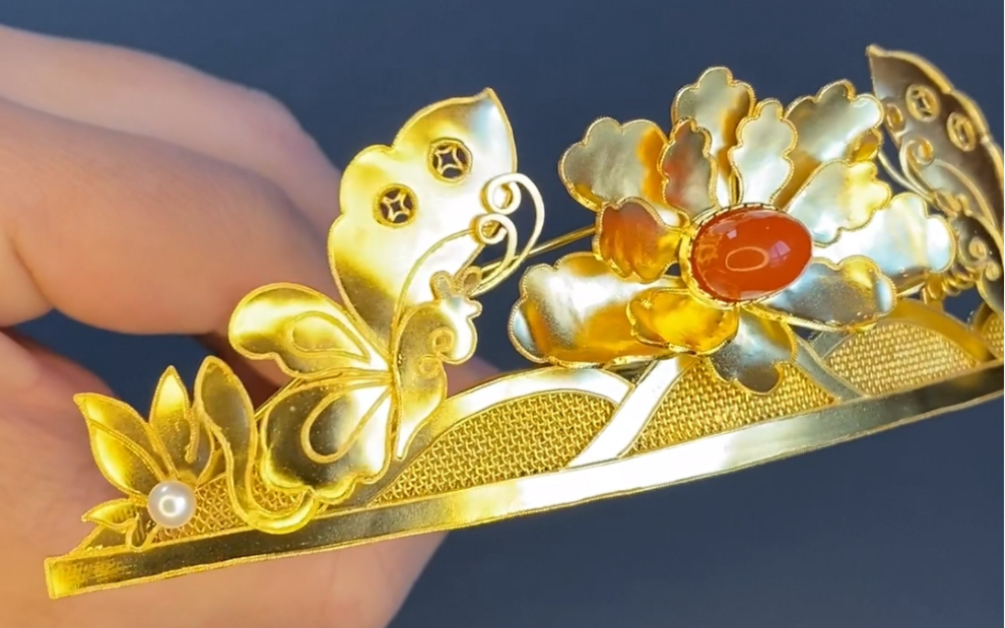 非遗手工花丝镶嵌教学学徒作品 蝶恋花冠