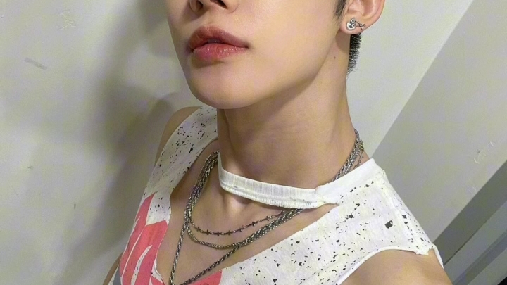 无袖崔然竣你爱了没