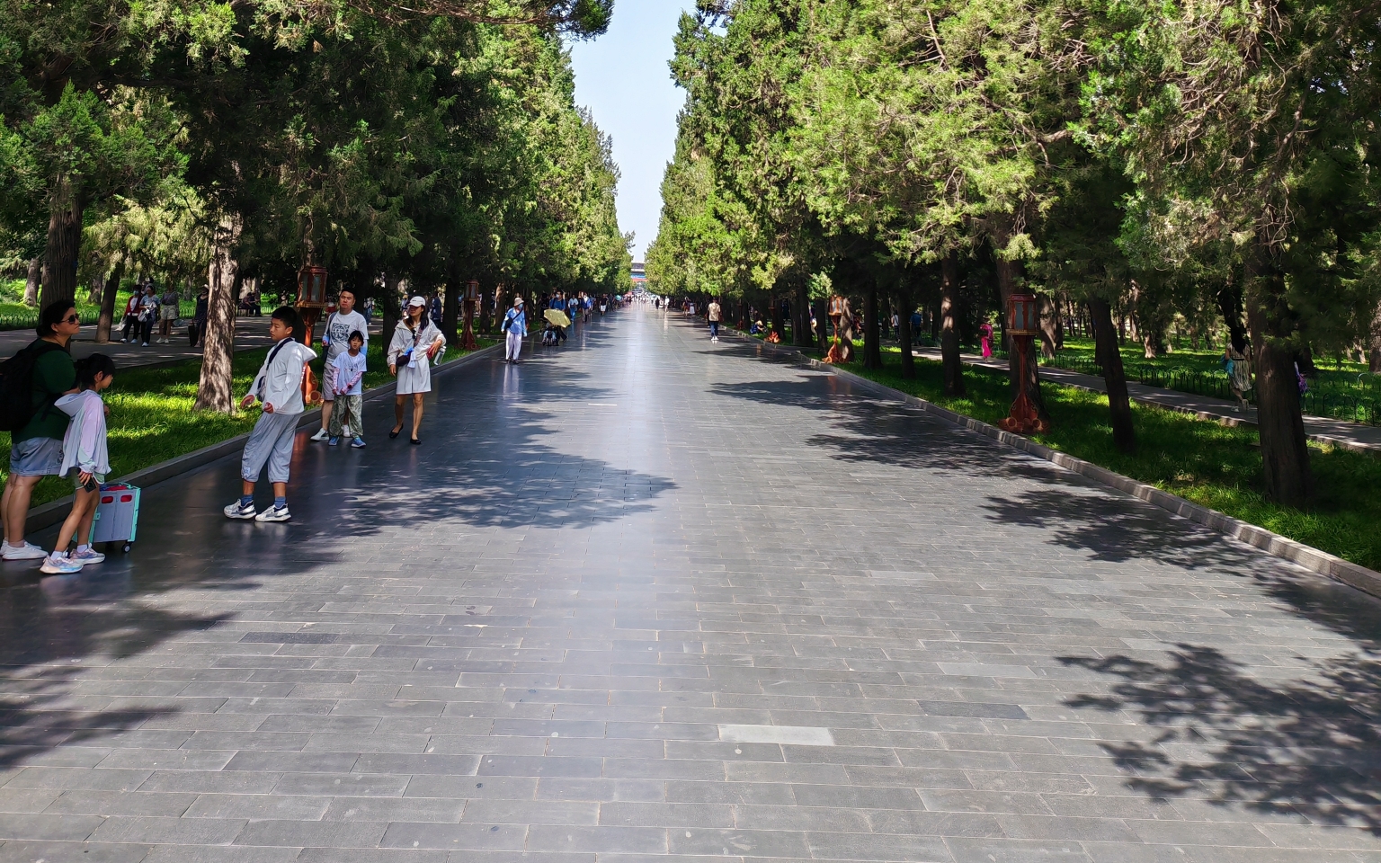 天坛公园西门入园口