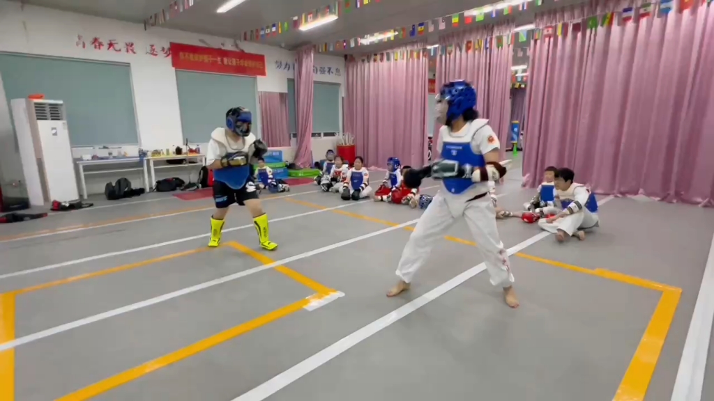 回旋踢合集,请多指教