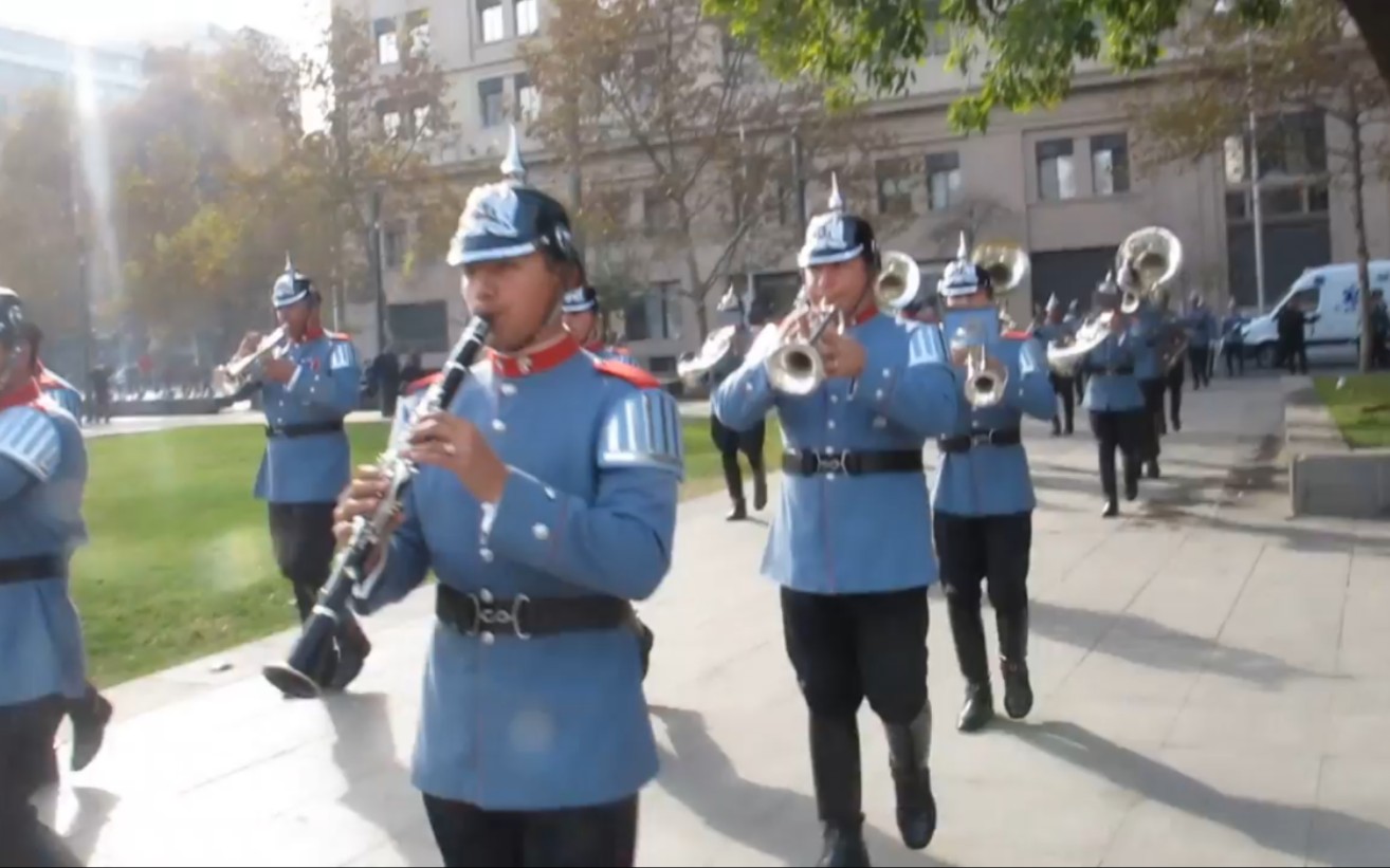 [图]智利骑兵军乐队演奏《柯尼格雷茨进行曲》（Königgrätzer Marsch）