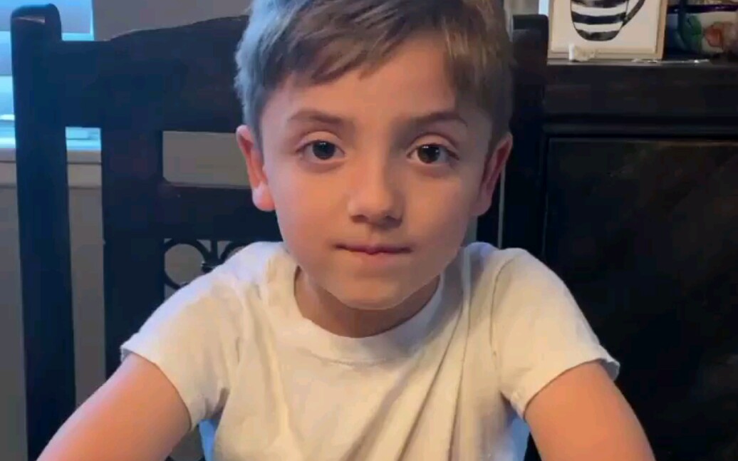 摩登家庭可爱joe的生活日常