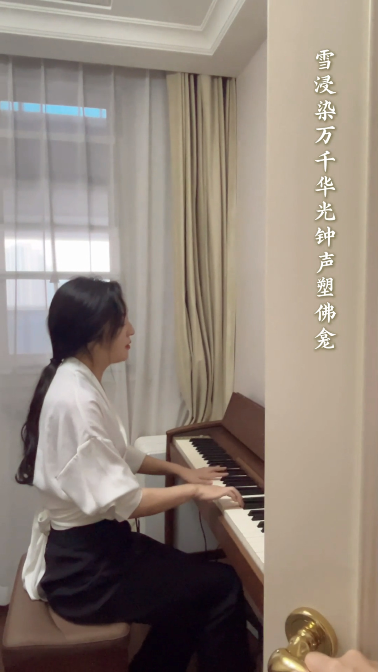 《壁上观》| Cover:张曦匀哔哩哔哩bilibili