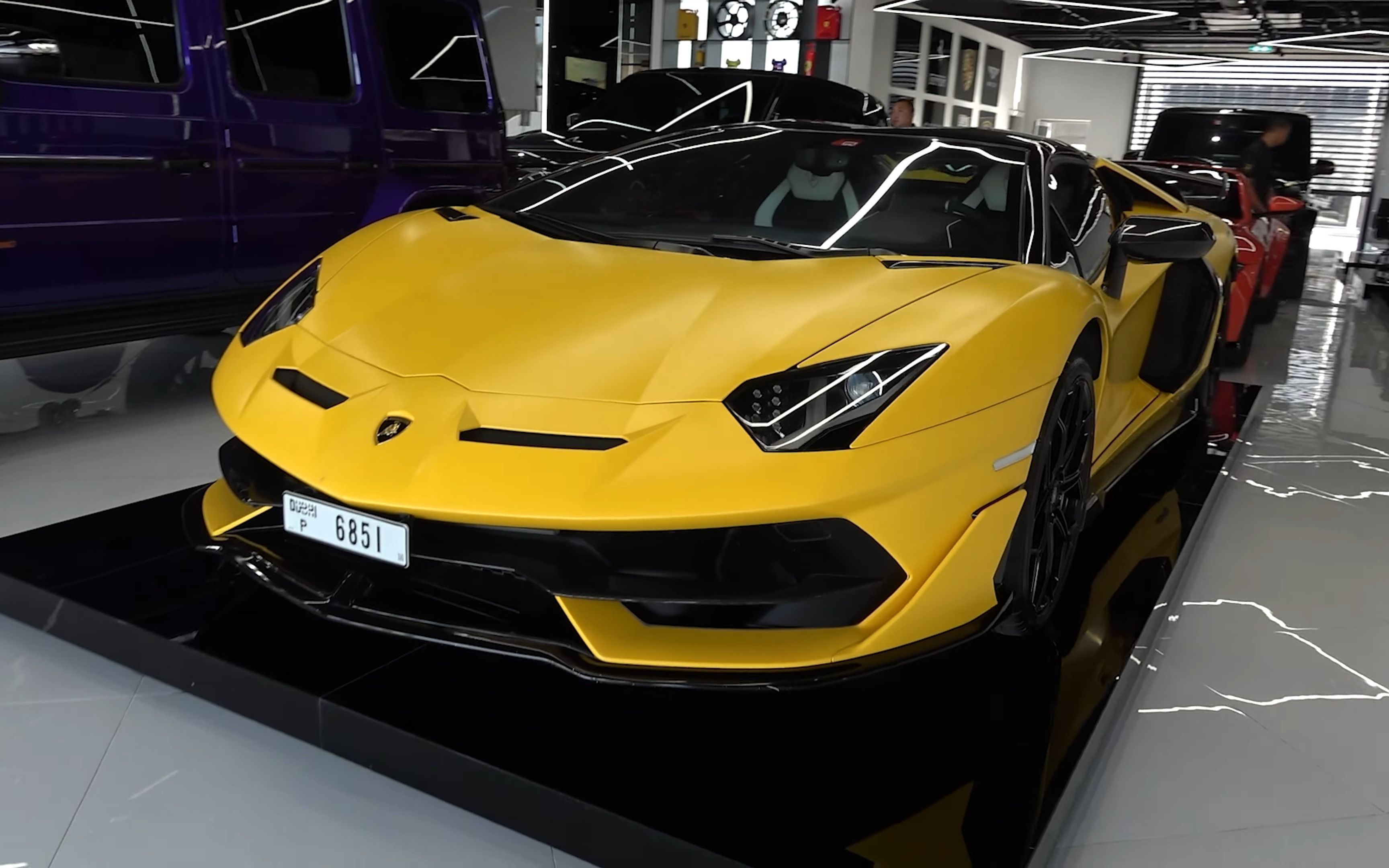 luxury supercar rental dubai_ drive your hypercar dream bugatti