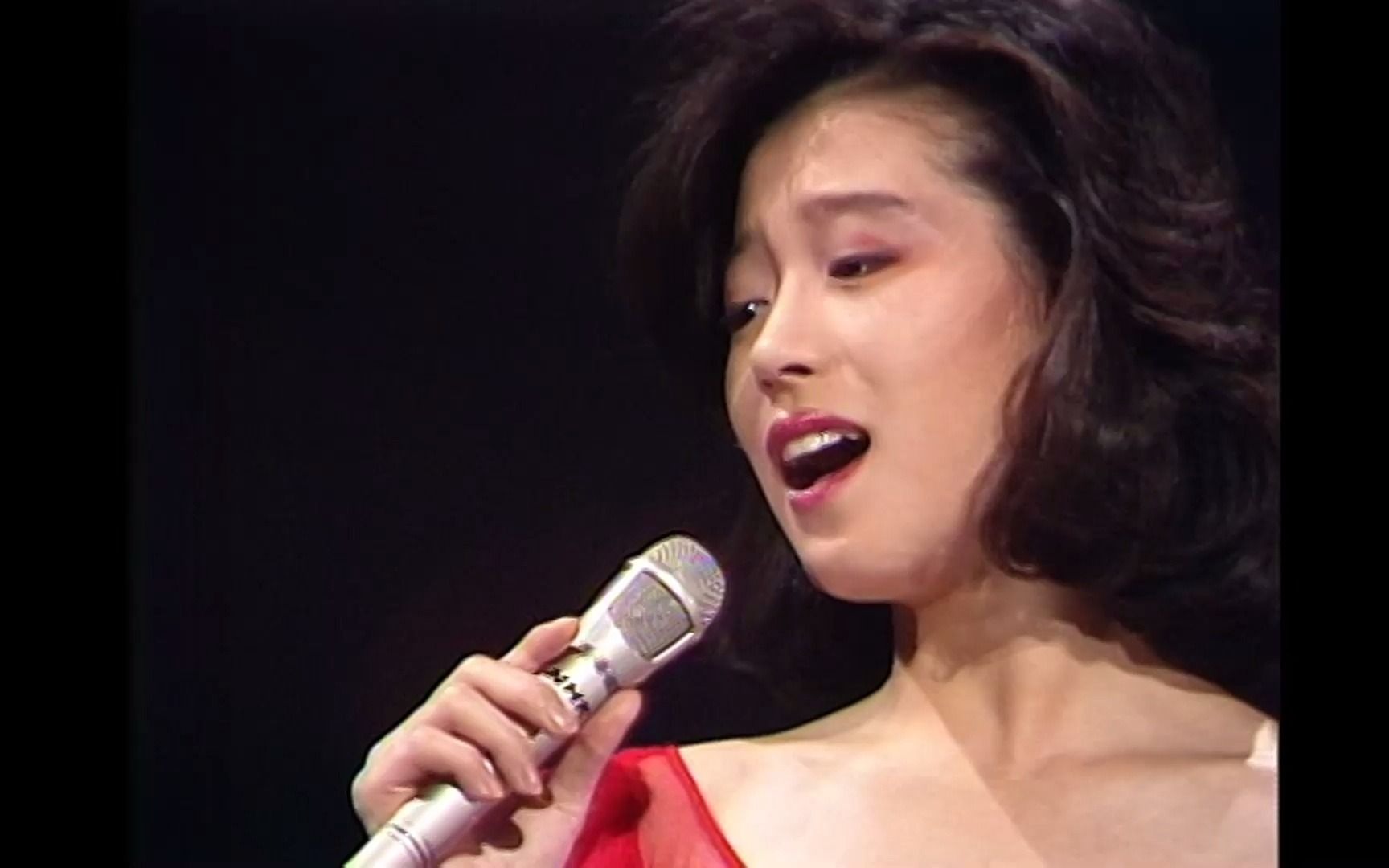 大红绸缎大减价78【中森明菜】ジプシー99クイーン 吉普赛女王