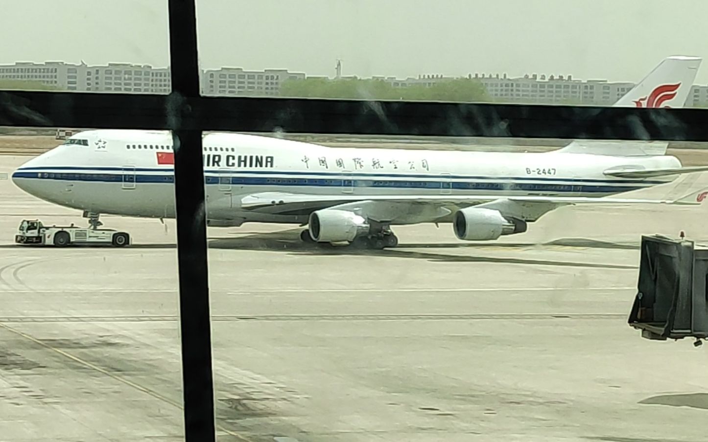 【高清原声】国航b737-800北京首都国际机场起飞,大坡度爬升