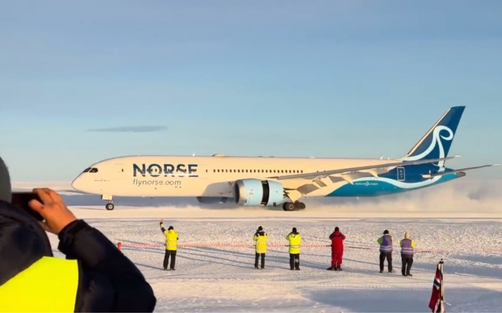 飞跃极地!梦想客机b787南极降落起飞全记录!