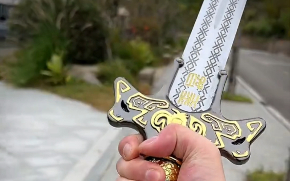 秦时明月盖聂佩剑"渊虹剑"号称天下第一剑,实至名归?