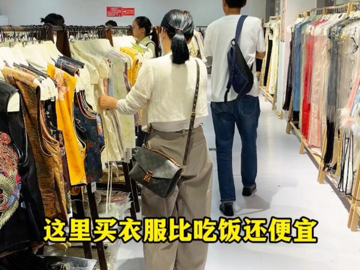 无锡锡山正式开启，全国服装展销会！
