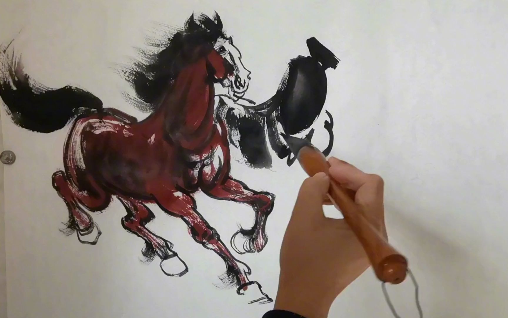 高手举手投足都透露着大师风范,红白双骏马感谢欣赏.