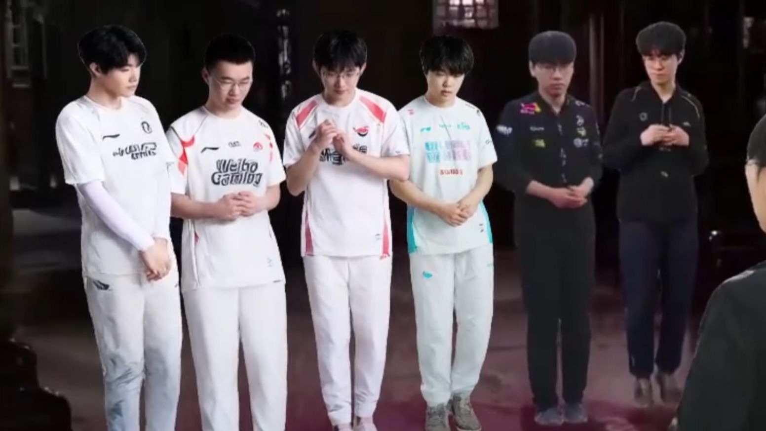 Faker：谁捐的兵多我带谁拿冠军！