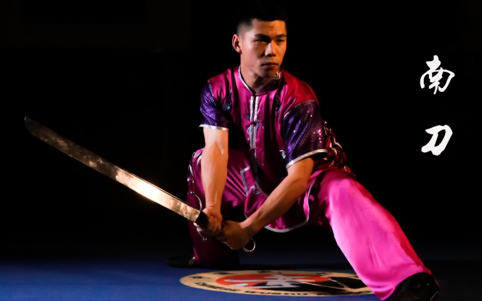 每一个动作都是一张壁纸--传统武术套路腾空动作