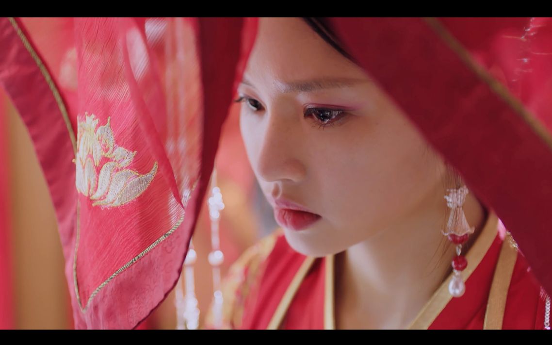 【芸汐传】【四鞠】[韩芸汐x欧阳宁静][爱殇]两位嫁衣都很好看你们